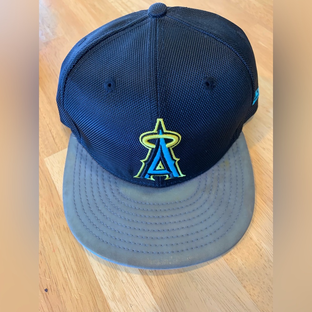 Los Angeles Angels Black Aqua and Gray Cap